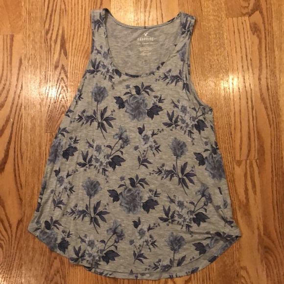 American Eagle Outfitters Tops - American Eagle Favorite Tank Women’s small